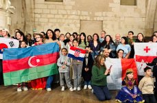 Гости выставки "Вкусы мира" Ла-Рошеля восхищены азербайджанскими блюдами (ФОТО)