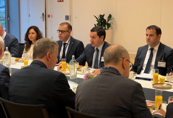 Хикмет Гаджиев провел встречи в Генштабе НАТО (ФОТО)