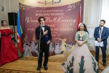 В Баку состоялся изысканный Венский бал - тонкие кружева платьев, живая музыка… (ФОТО)