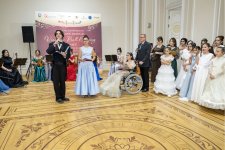 В Баку состоялся изысканный Венский бал - тонкие кружева платьев, живая музыка… (ФОТО)