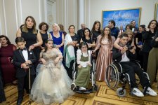 В Баку состоялся изысканный Венский бал - тонкие кружева платьев, живая музыка… (ФОТО)