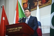 В Азербайджанском медицинском университете прошел Межкультурный студенческий фестиваль с участием более 20 стран (ФОТО)