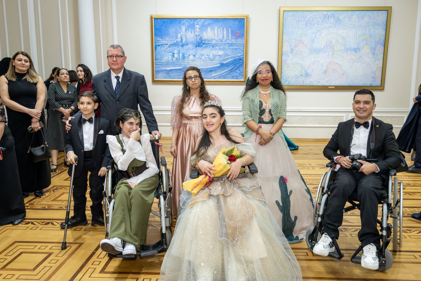 В Баку состоялся изысканный Венский бал - тонкие кружева платьев, живая музыка… (ФОТО)