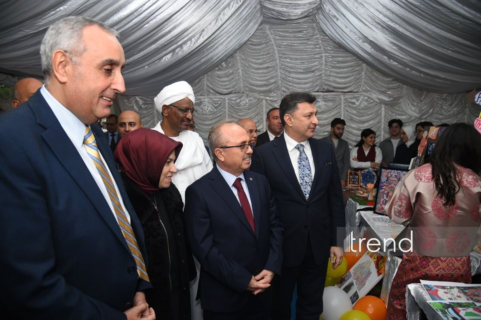 В Азербайджанском медицинском университете прошел Межкультурный студенческий фестиваль с участием более 20 стран (ФОТО)