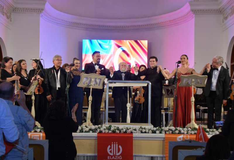 Деятели культуры Азербайджана и Турции представили грандиозный концерт (ФОТО)