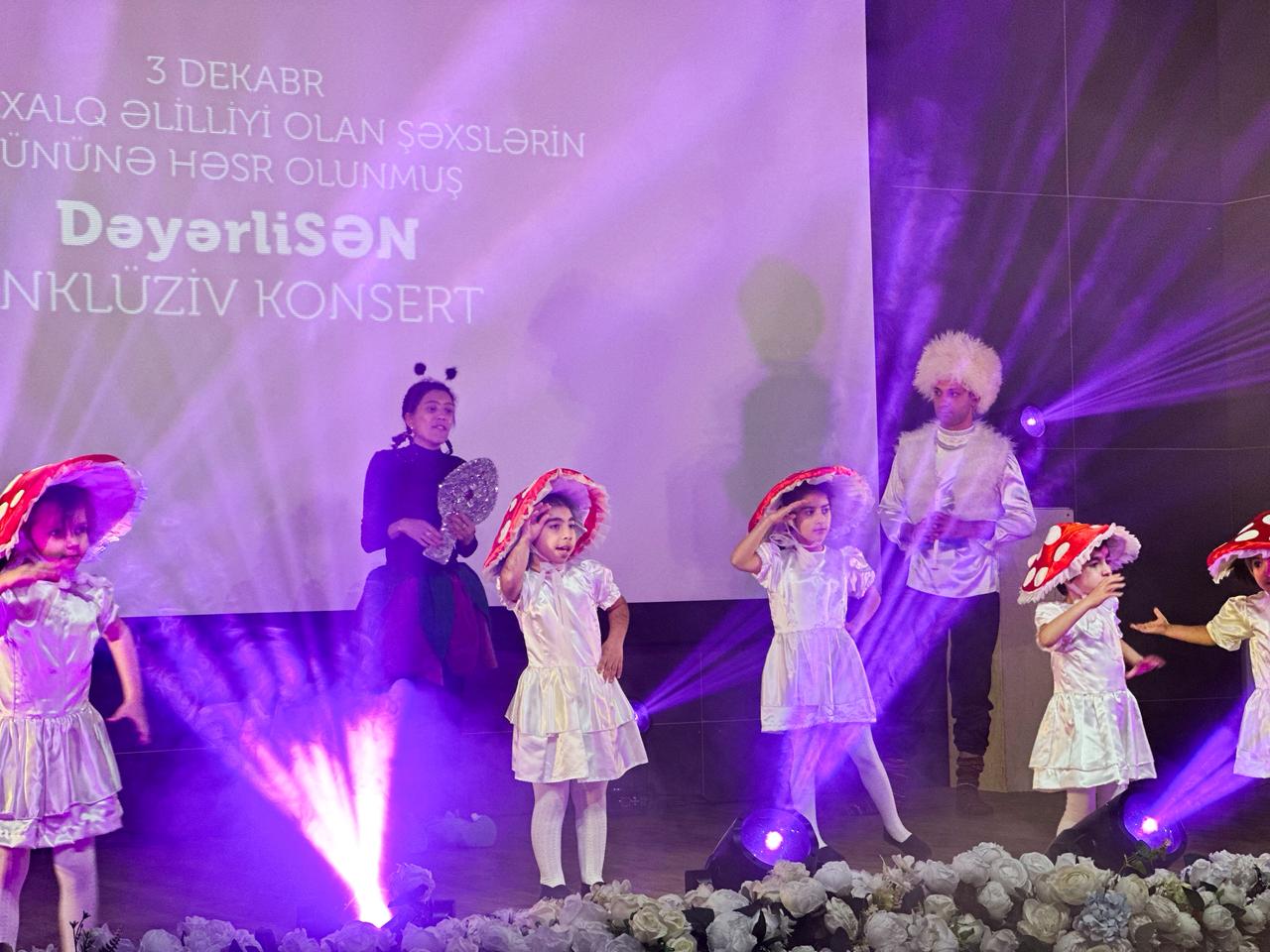 В Гянджинской государственной филармонии представлена инклюзивная концертная программа "DəyərliSƏN" (ФОТО)