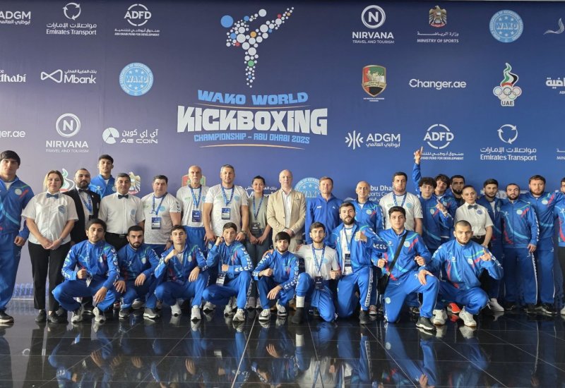 Азербайджанские кикбоксеры завоевали 12 медалей на чемпионате мира в Абу-Даби