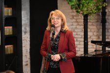 В Баку презентована книга Бахруза Нифталиева "Письма Богу", вызвавшая большой интерес (ФОТО)