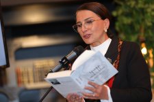 В Баку презентована книга Бахруза Нифталиева "Письма Богу", вызвавшая большой интерес (ФОТО)