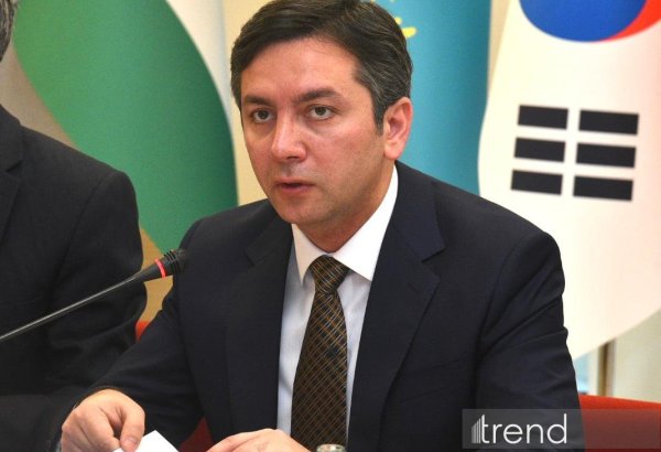 Азербайджан продолжит играть роль связующего звена на пути к укреплению СВМДА - Ялчын Рафиeв