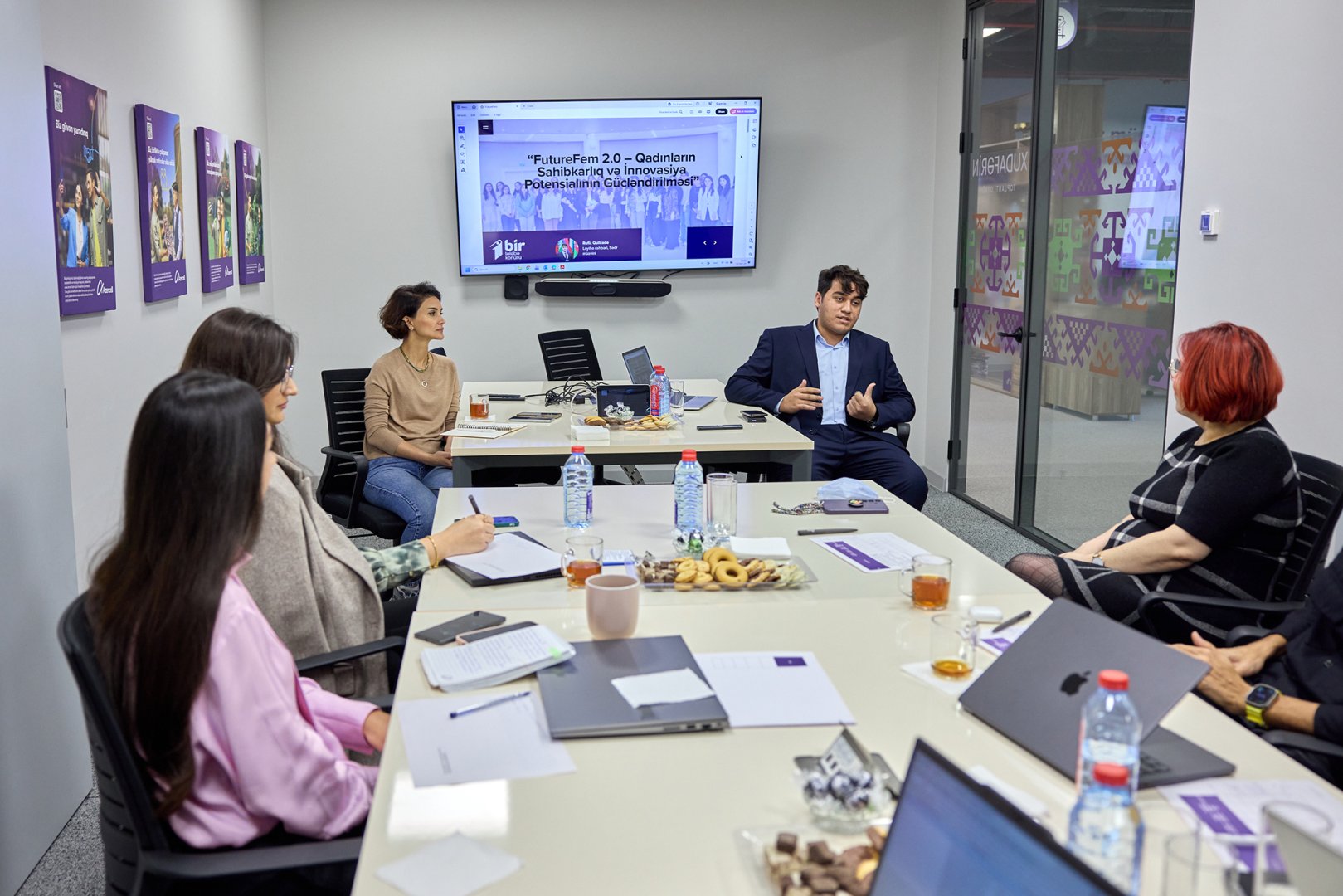 ООО «Azercell Telecom» продолжает реализацию инициатив, направленных на поддержку женщин (ФОТО)