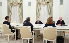 Завершилась встреча Президента России Владимира Путина с спецпосланником президента США (ФОТО)