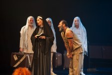 Скончался после спектакля в 41 год... В Баку представлен спектакль "Сборище сумасшедших" к 80-летию Самандара Рзаева (ФОТО)