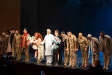 Скончался после спектакля в 41 год... В Баку представлен спектакль "Сборище сумасшедших" к 80-летию Самандара Рзаева (ФОТО)