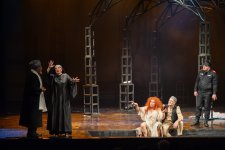 Скончался после спектакля в 41 год... В Баку представлен спектакль "Сборище сумасшедших" к 80-летию Самандара Рзаева (ФОТО)