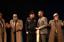 Скончался после спектакля в 41 год... В Баку представлен спектакль "Сборище сумасшедших" к 80-летию Самандара Рзаева (ФОТО)