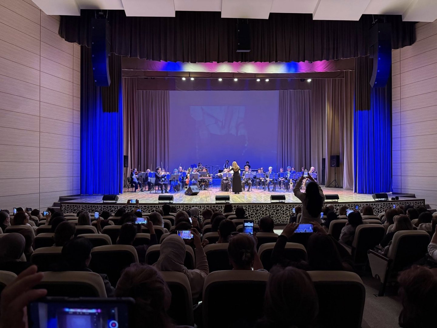 Сумгайыт в музыке из известных фильмов азербайджанского и мирового кинематографа (ФОТО)