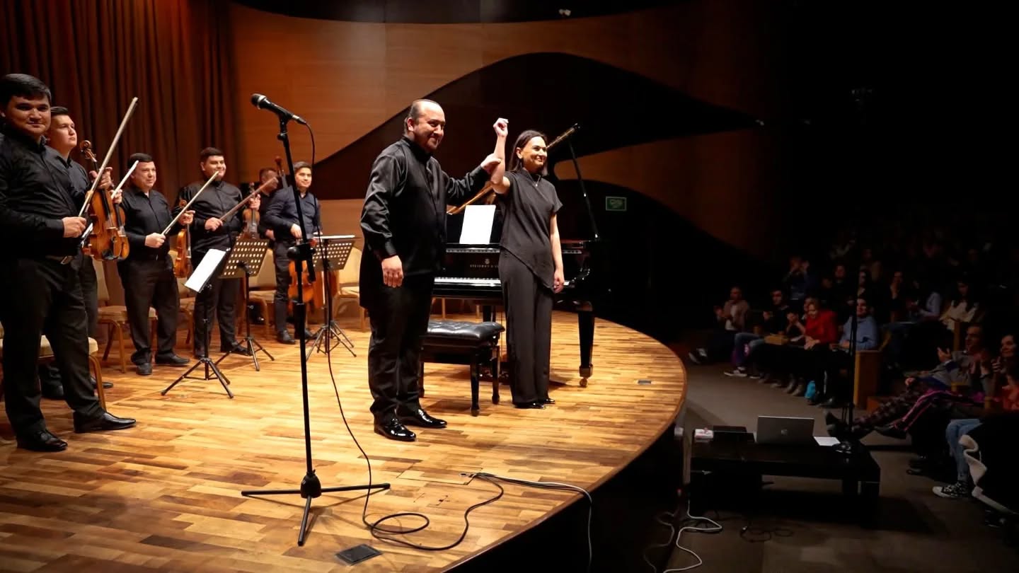 Con moto - мировые хиты современной классики прозвучали в Баку впервые (ФОТО)