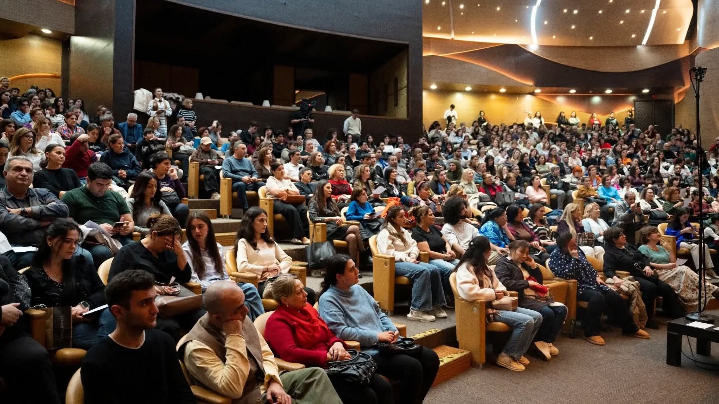 Con moto - мировые хиты современной классики прозвучали в Баку впервые (ФОТО)