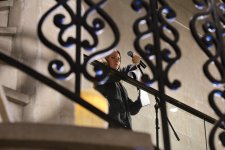 В рамках фестиваля "Нефтяной бум улыбается всем" в Баку представлена пьеса "Нефть" (ФОТО)