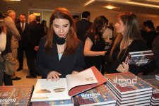 Xalq Bank провел торжественную презентацию издания, посвященного выдающемуся художнику XIX века Мирзе Гадиму Иревани (ФОТО)