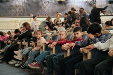 Воспитанники детского дома стали гостями азербайджанского театра (ФОТО)