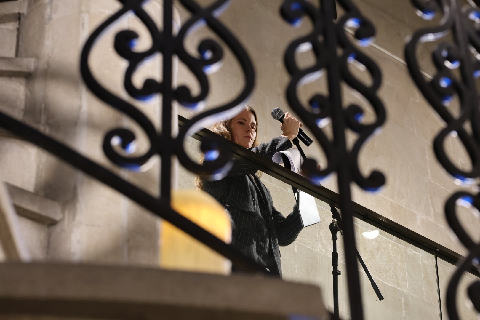 В рамках фестиваля "Нефтяной бум улыбается всем" в Баку представлена пьеса "Нефть" (ФОТО)