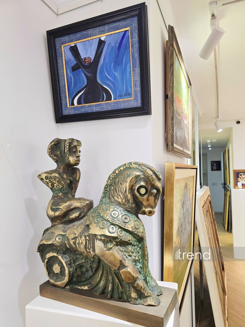 Путешествие по Buta Gallery – первое в Баку пространство клубной галереи национального искусства (ФОТО)