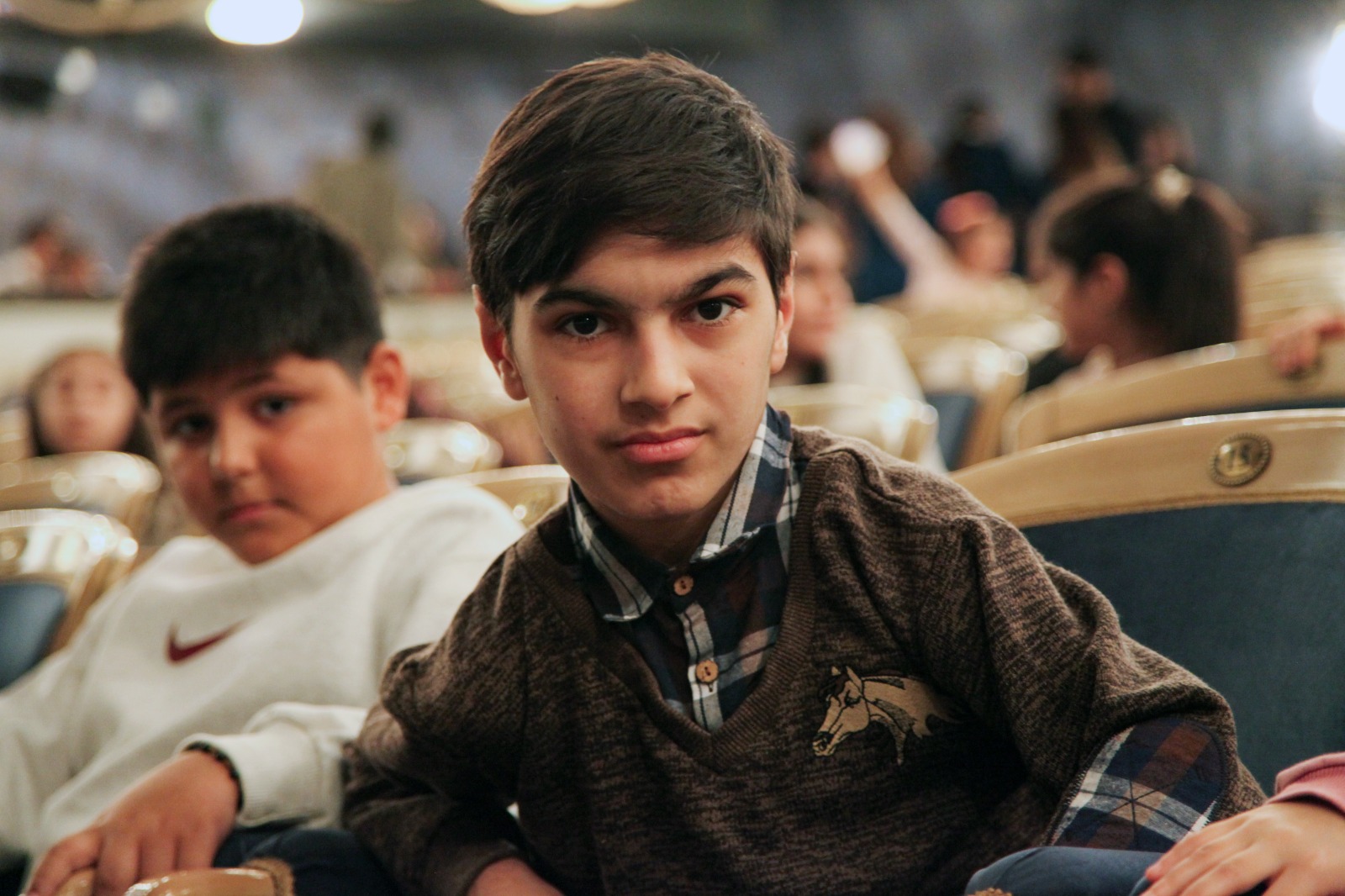 Воспитанники детского дома стали гостями азербайджанского театра (ФОТО)