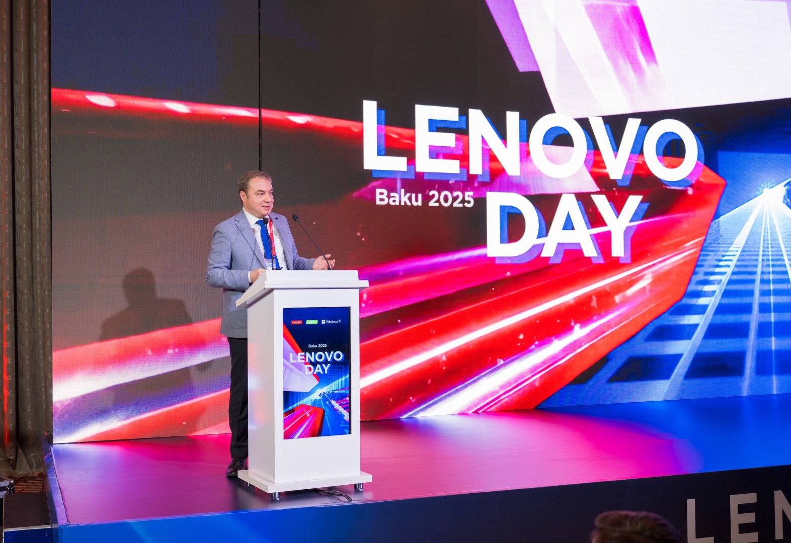В Баку прошёл ИТ-форум Lenovo Day