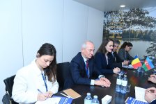 Джейхун Байрамов встретился с министром иностранных дел Румынии (ФОТО)