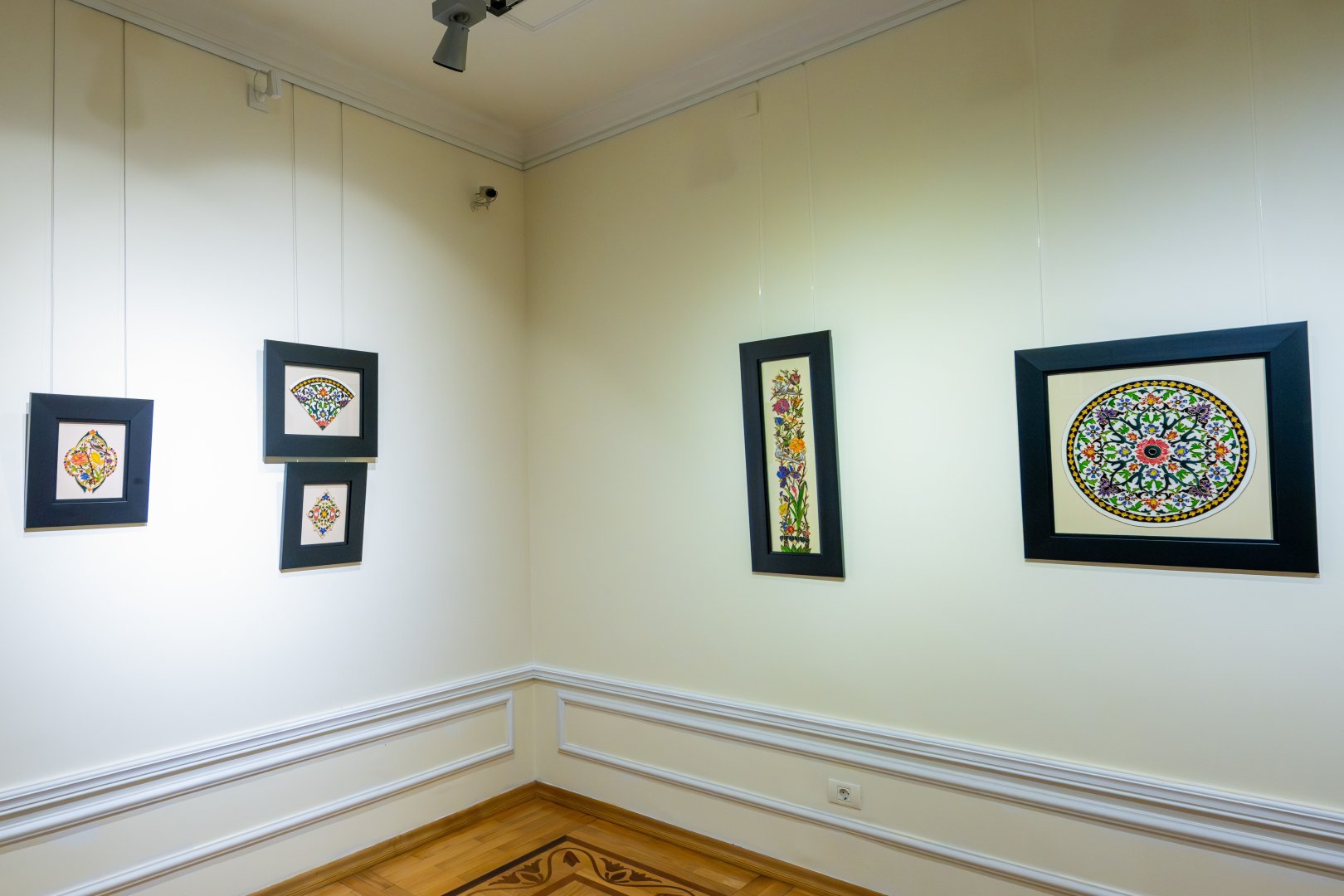 В Баку состоялось торжественное открытие экспозиции "Мирза Гадим Иревани: 200-летняя летопись искусства" (ФОТО)