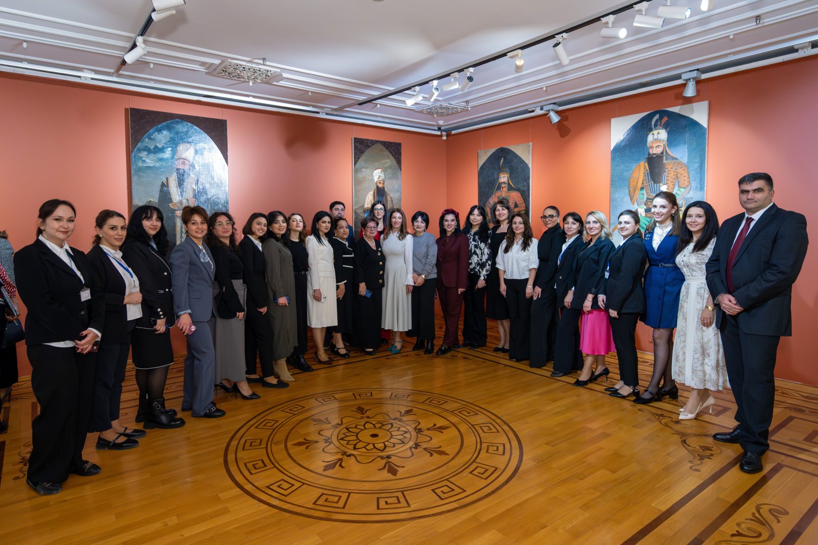 В Баку состоялось торжественное открытие экспозиции "Мирза Гадим Иревани: 200-летняя летопись искусства" (ФОТО)