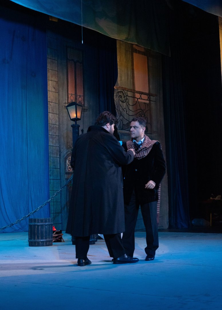 Бедные художники Парижа погрузили Баку в мир любви и творческой страсти (ФОТО)