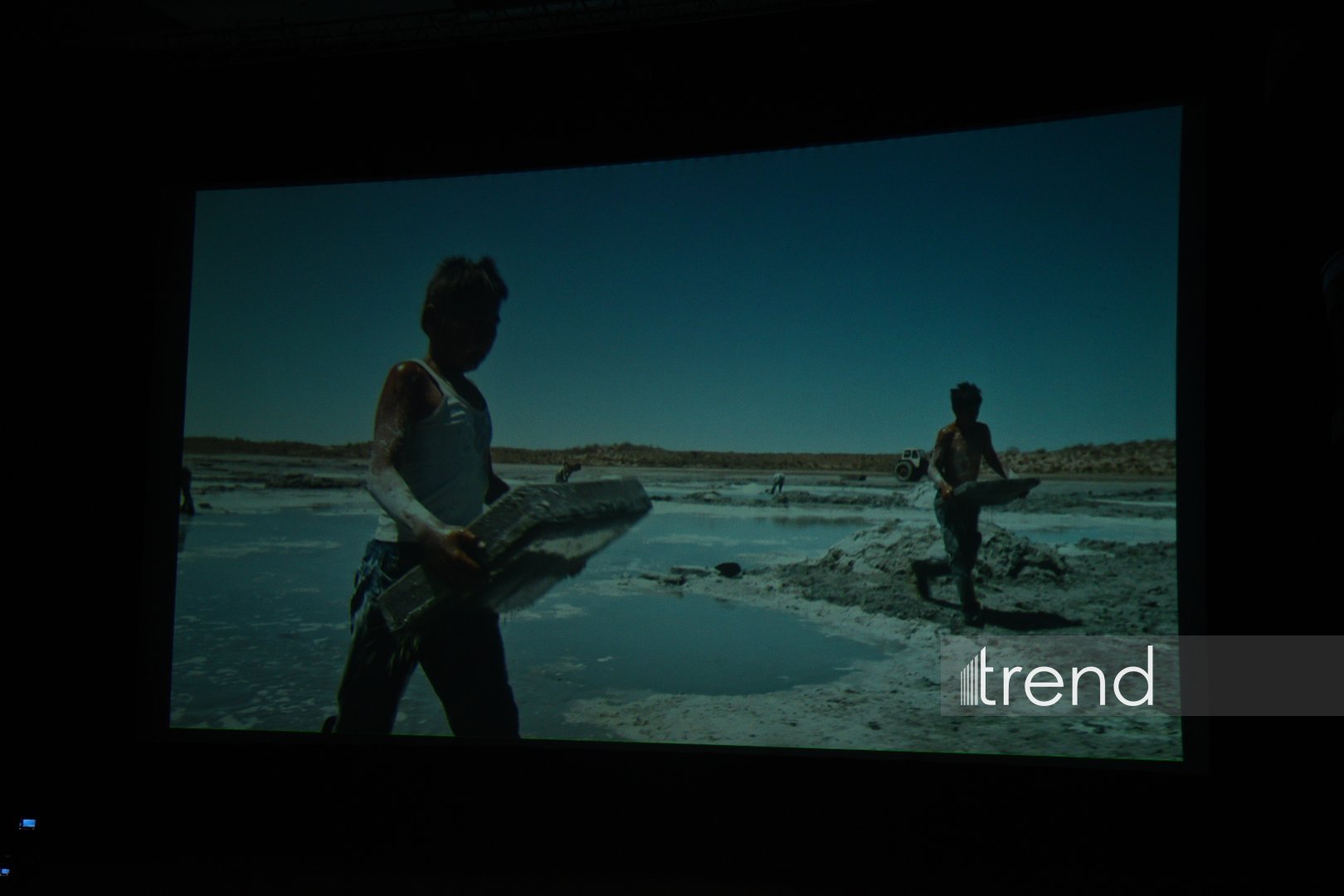 Состоялось торжественное открытие XVI Бакинского международного кинофестиваля - 78 фильмов из 34 стран (ФОТО)