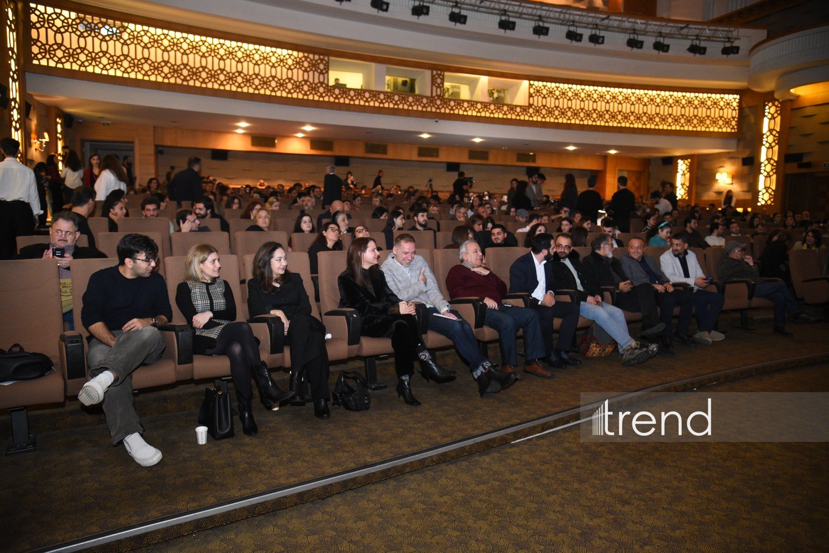 Состоялось торжественное открытие XVI Бакинского международного кинофестиваля - 78 фильмов из 34 стран (ФОТО)