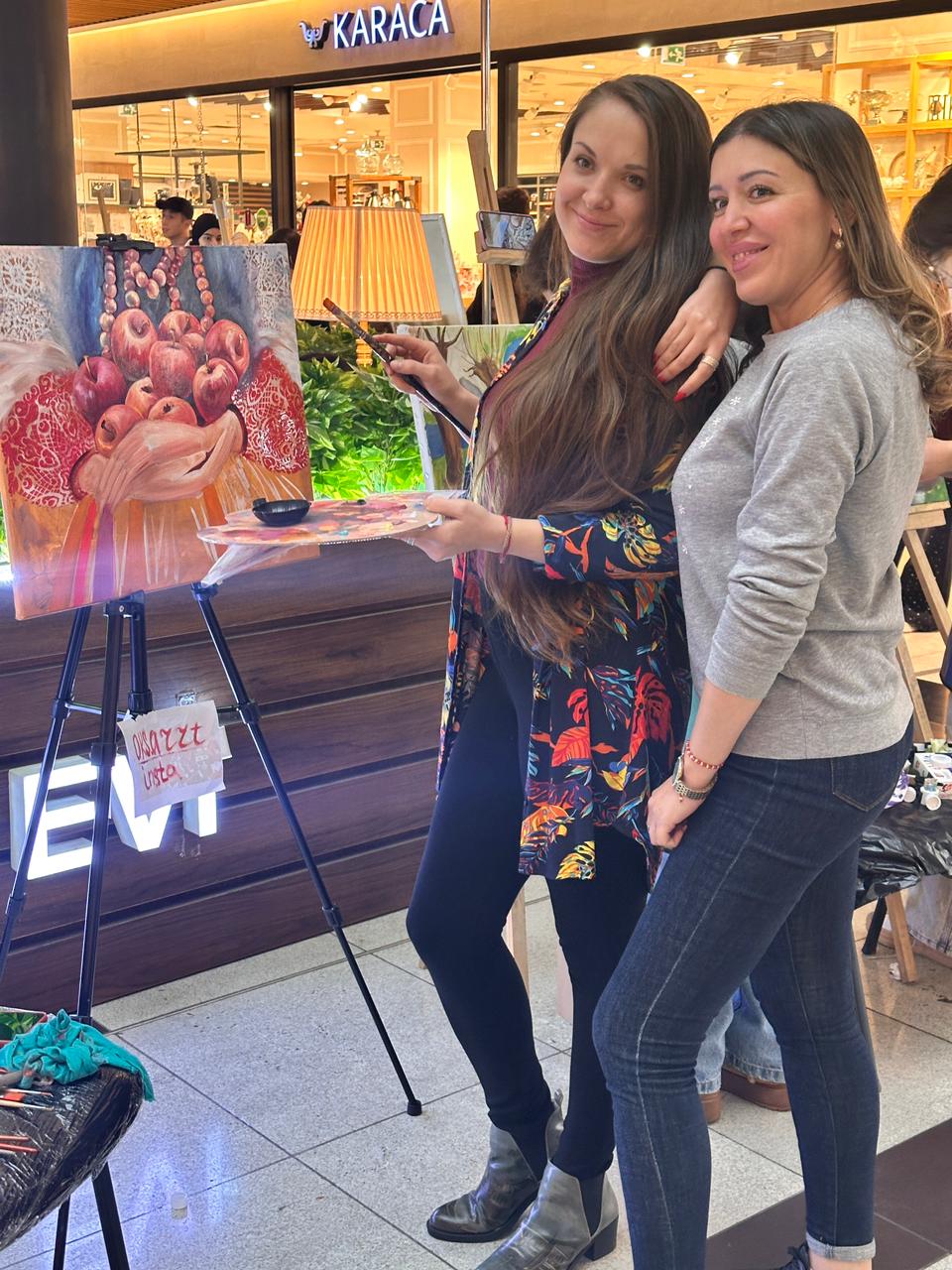 В Гяндже в формате live show представлена экспозиция "Польша глазами азербайджанских художников" (ФОТО)