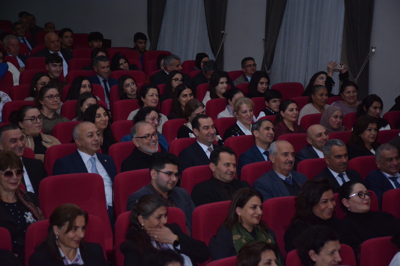 Шамахы встретил с аншлагом - история Максуда Ибрагимбекова о времени, которое в сердце навсегда (ФОТО)