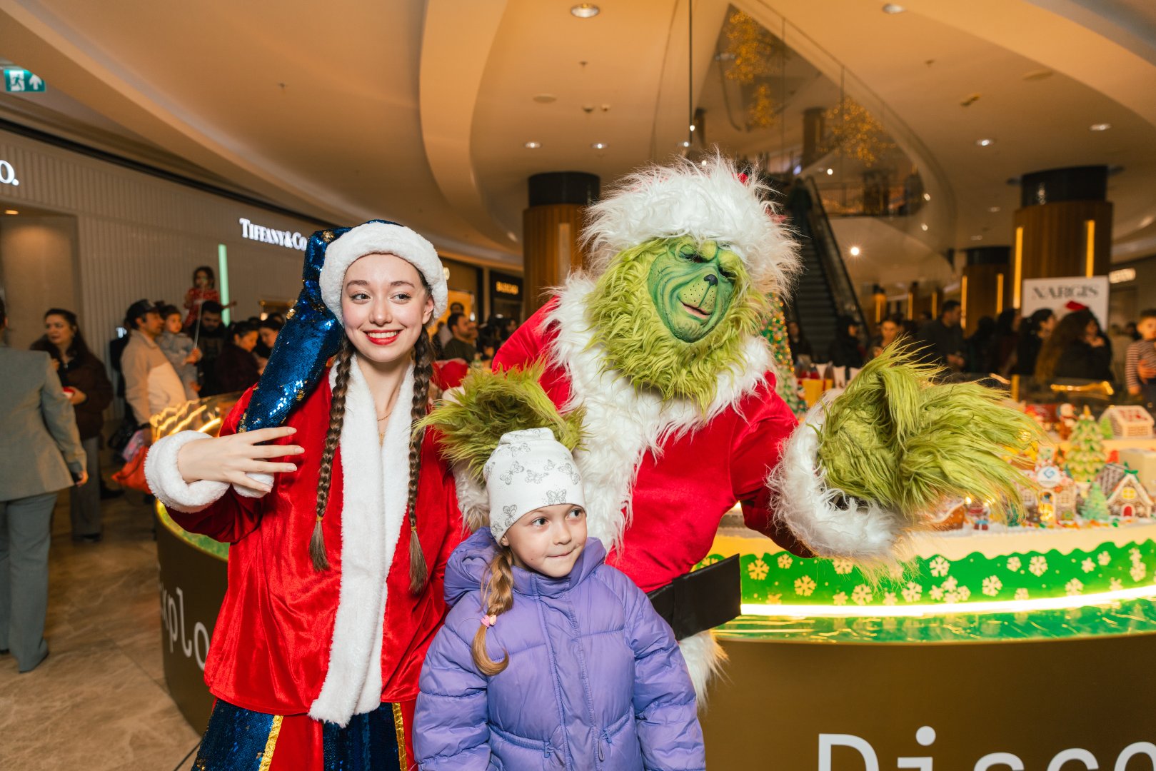 Состоялось официальное открытие выставки "Winter in Azerbaijan" от Издательского дома NARGIS (ФОТО)