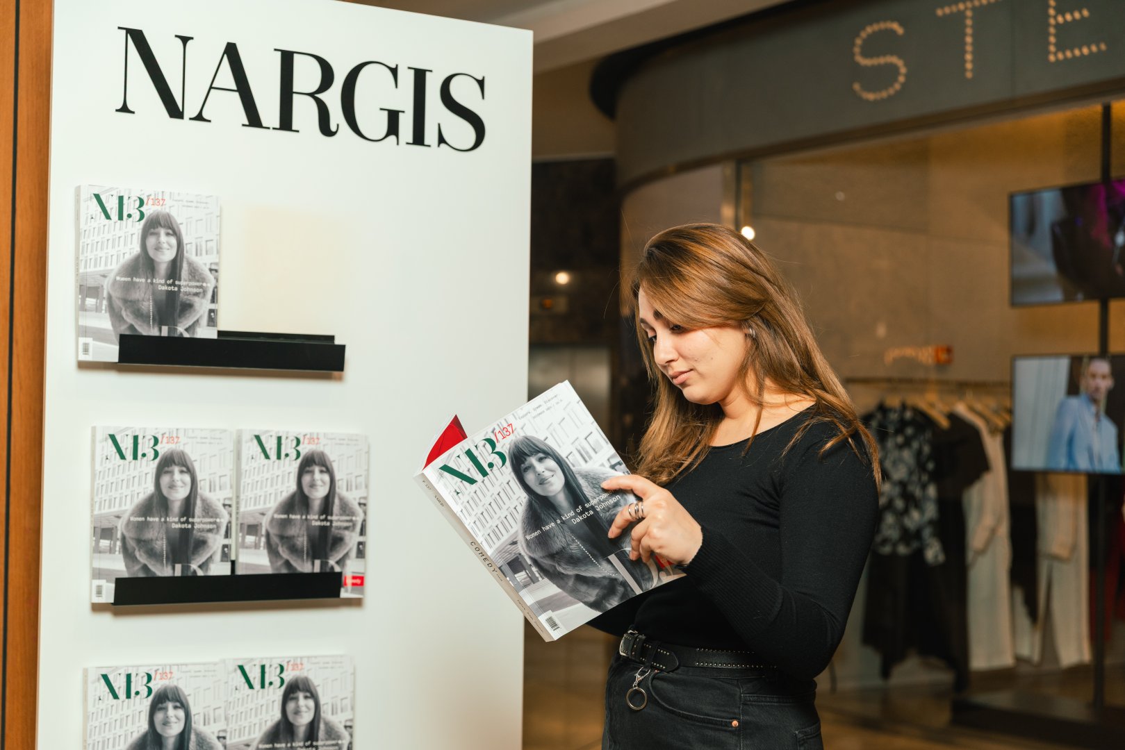 Состоялось официальное открытие выставки "Winter in Azerbaijan" от Издательского дома NARGIS (ФОТО)