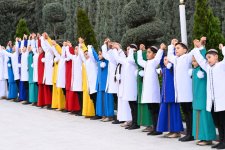 Вице-президент Фонда Гейдара Лейла Алиева приняла участие в церемонии открытия в Туркменистане Авазинского филиала Благотворительного фонда по оказанию помощи нуждающимся в опеке детям (ФОТО)