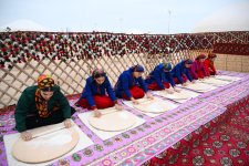 Вице-президент Фонда Гейдара Алиева Лейла Алиева приняла участие в выставке, посвященной национальной кухне Туркменистана (ФОТО)