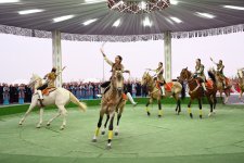 Вице-президент Фонда Гейдара Алиева Лейла Алиева приняла участие в выставке, посвященной национальной кухне Туркменистана (ФОТО)