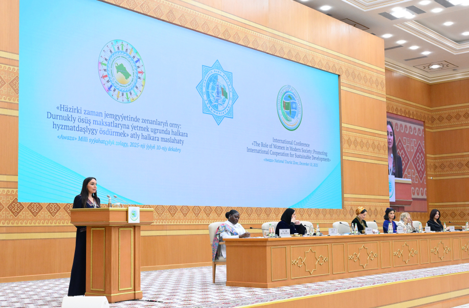 Вице-президент Фонда Гейдара Алиева Лейла Алиева приняла участие в международной конференции в Туркменистане (ФОТО)
