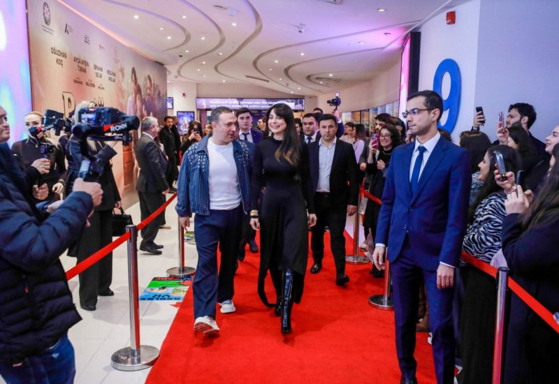 В Баку прошел гала-вечер фильма "Bugün Güzel" с участием турецких звезд (ВИДЕО, ФОТО)