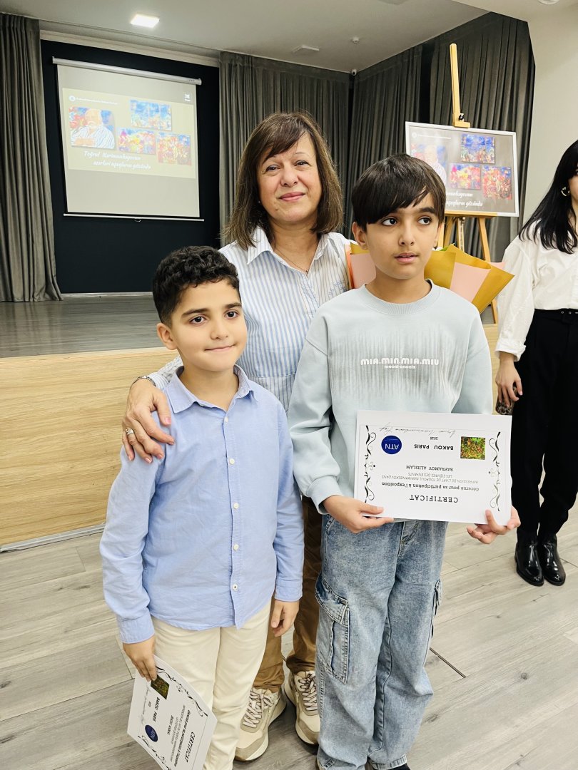 Творчество Тогрула Нариманбекова глазами детей - в Баку прибыла дочь художника (ФОТО)