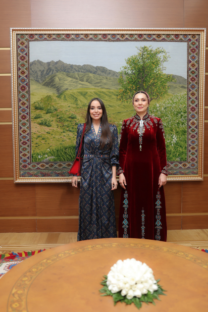 Подписан Меморандум о взаимопонимании между Фондом Гейдара Алиева и Благотворительным фондом по оказанию помощи нуждающимся в опеке детям (ФОТО)