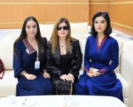 Вице-президент Фонда Гейдара Алиева Лейла Алиева встретилась с руководителем Администрации Президента Республики Узбекистан (ФОТО)