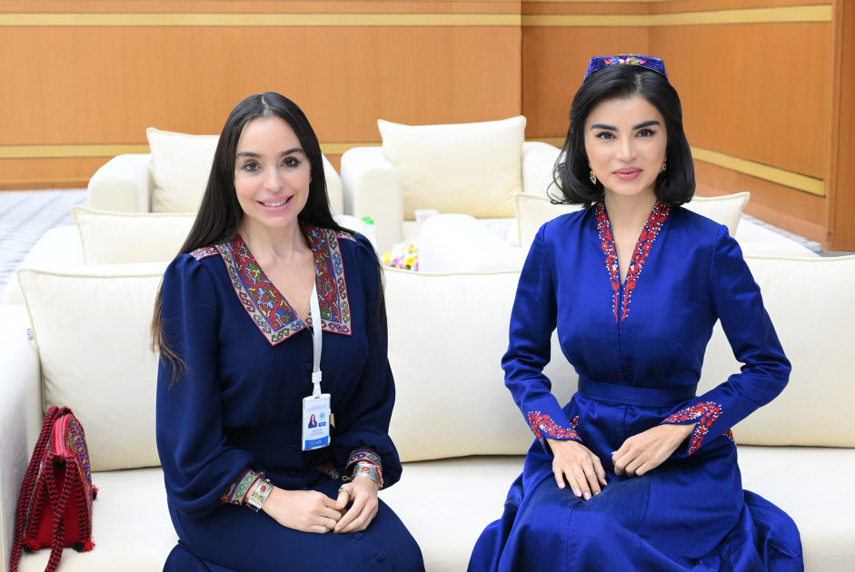 Вице-президент Фонда Гейдара Алиева Лейла Алиева встретилась с руководителем Администрации Президента Республики Узбекистан (ФОТО)