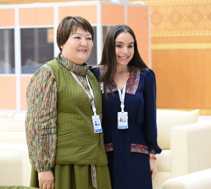 Вице-президент Фонда Гейдара Алиева Лейла Алиева встретилась с руководителем Администрации Президента Республики Узбекистан (ФОТО)